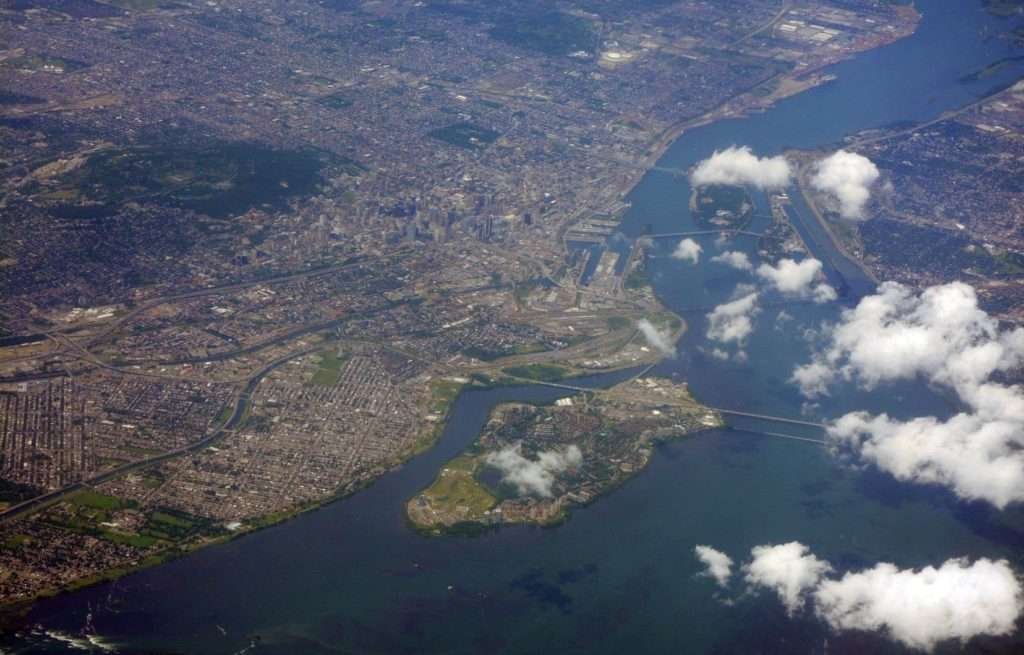 «J’habite une île»: l’âme insulaire