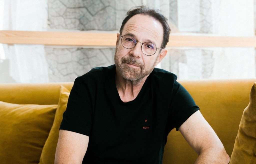 «Noa»: Marc Lévy et la fragilité de la liberté