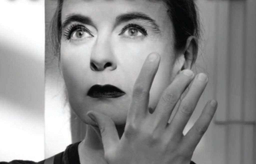 «Le livre des soeurs», Amélie Nothomb