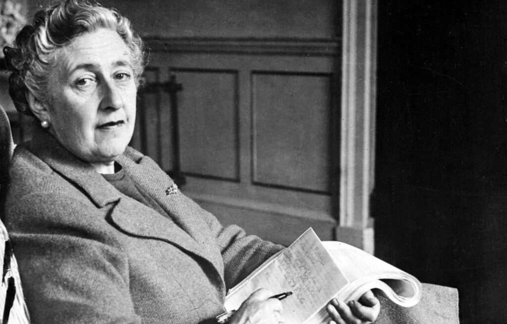 Agatha Christie: un thé, un crime, deux sucres