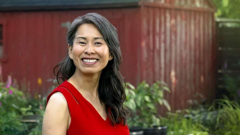 Kim Thúy, Chevalière de l’Ordre des arts et des lettres en France