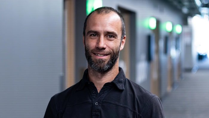 Sébastien Dulude lauréat du Prix des libraires pour Amiante