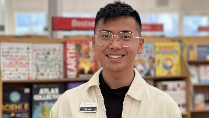 Une librairie flottante se promène de port en port en Asie